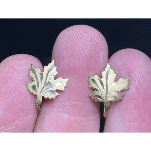 CFC Sterling Silver Maple Leaf Clip On Earrings Floral Leaves Vintage